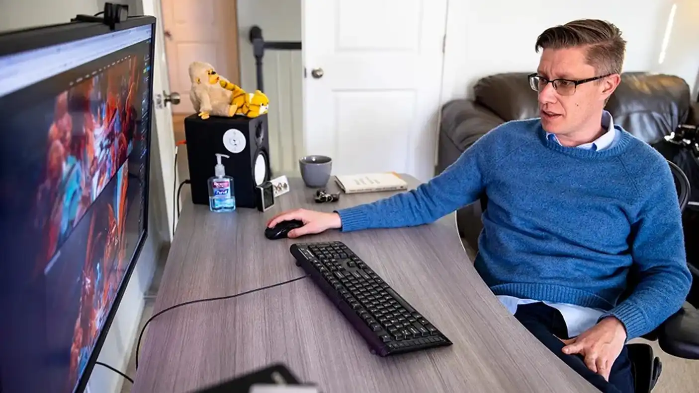 बीपल, जिसने चार साल पहले एनएफटी से 69 मिलियन डॉलर कमाए थे, अभी भी पैसा कमा रहा है